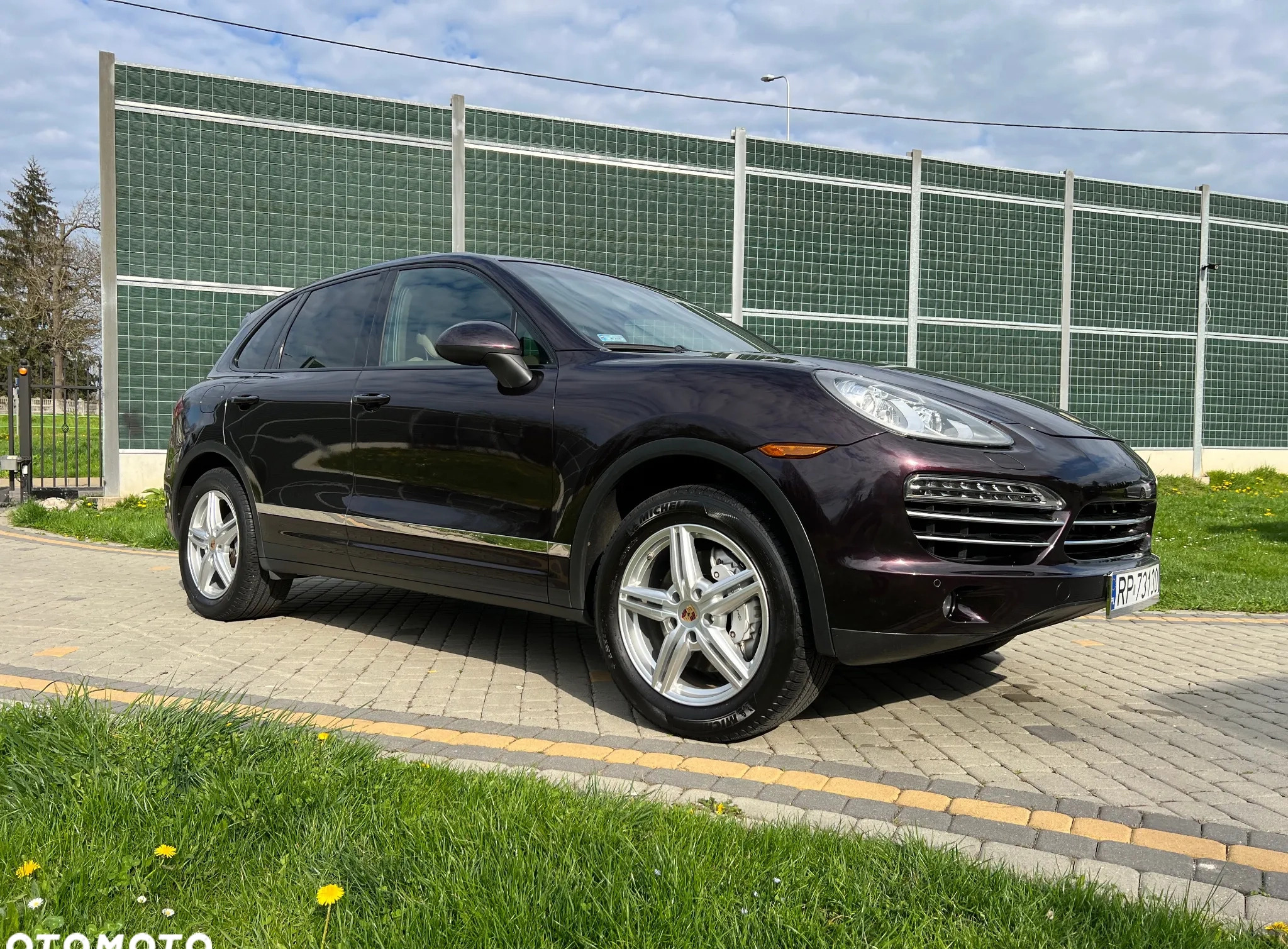 Porsche Cayenne cena 89900 przebieg: 118000, rok produkcji 2012 z Przemyśl małe 667